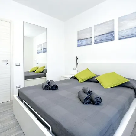 Virgo - Italian Homing Apartment *